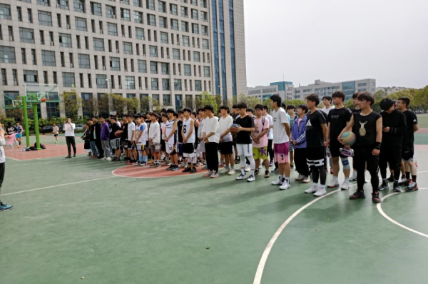 文章附图